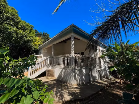 vente villa 5 pièces 180 m² à baie mahault (97122)  348 000 €