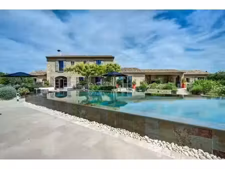 prestigieuse maison de 460 m2 en location saint-rémy-de-provence  france