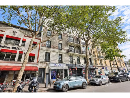 achat local professionnel 118m²