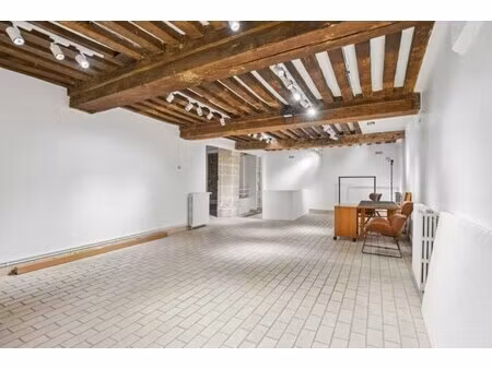 achat local professionnel 152m²