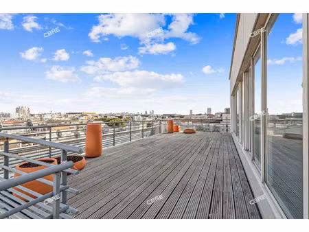achat local professionnel 599m²