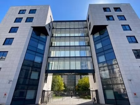 location local professionnel 17 870m² paris 15ème