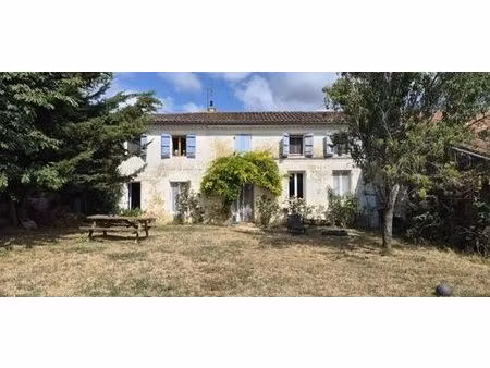 maison de 12 pièces de luxe en vente à brizambourg  nouvelle-aquitaine