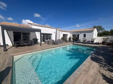 maison de 5 pièces de luxe en vente le grand-village-plage  france