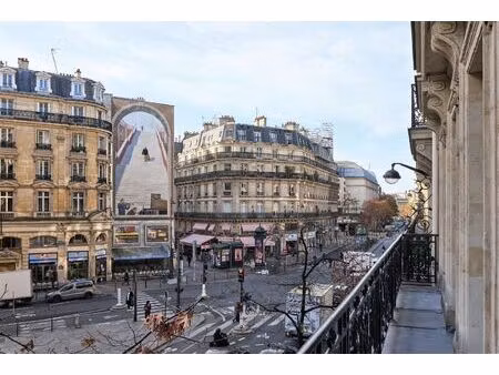 location local professionnel 189m²