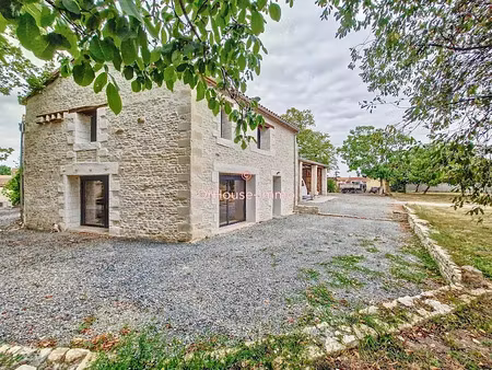 vente maison 8 pièces 229.27 m² à prahecq (79230)  379 999 €