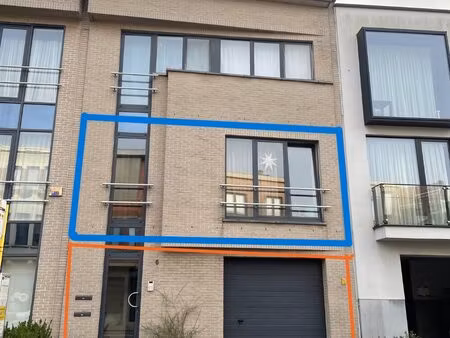 appartement te koop in wilrijk met 2 slaapkamers