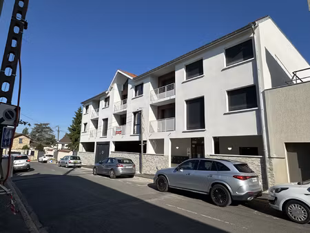 location appartement 3 pièces 64m² vaux le penil 77000