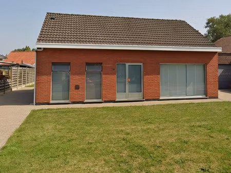 huis te koop in zoersel met 1 slaapkamer