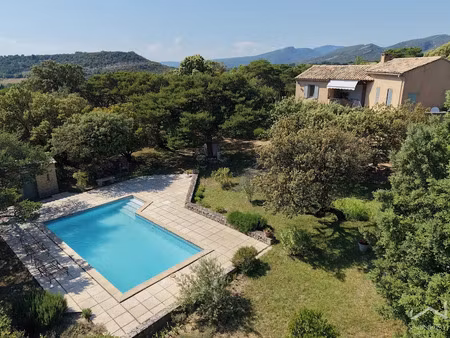 vente maison 4 pièces 106.2 m² à rousset-les-vignes (26770)  399 000 €