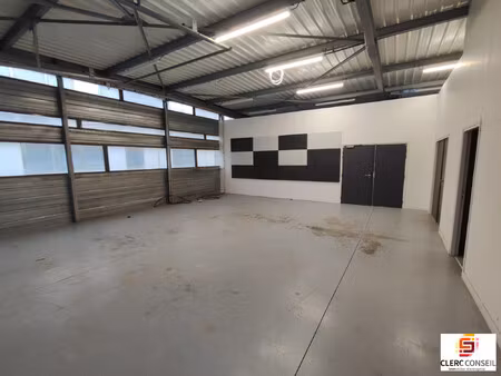 location local commercial 161m² st etienne du rouvray 76800