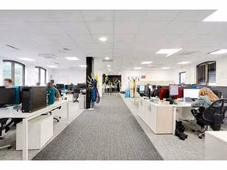 location bureaux 336 m²