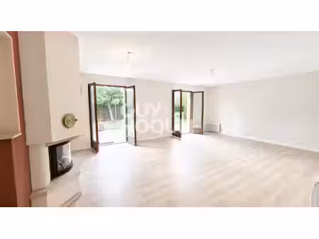 exclusivité – izier– maison de plain-pied de 117m2 terrain de 950m2