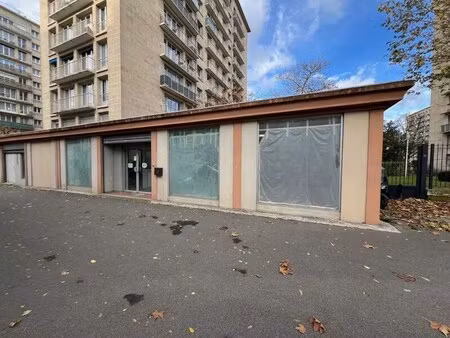 location bureaux 150 m²