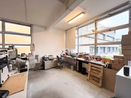 location bureaux 121 m²