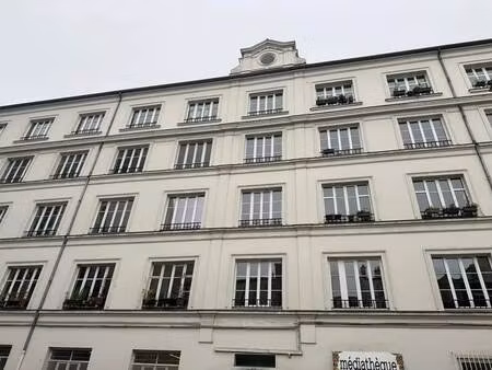 location bureaux 130 m²