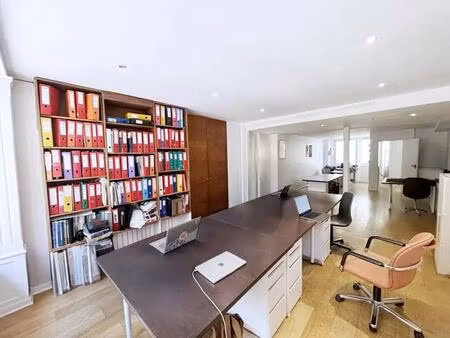 location bureaux 140 m² à 363 m²