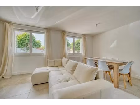 appartement t3 de 62 m² situé à royan