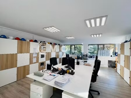 location bureaux 20 m² à 219 m²