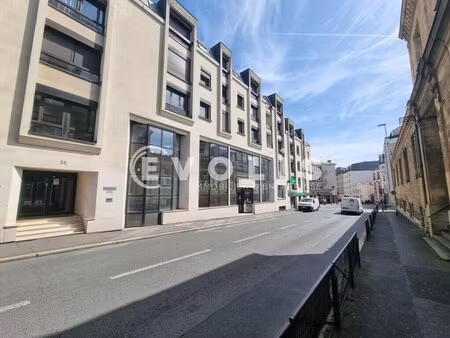 location bureaux 550 m²