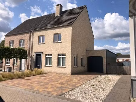 huis te koop in ravels met 3 slaapkamers