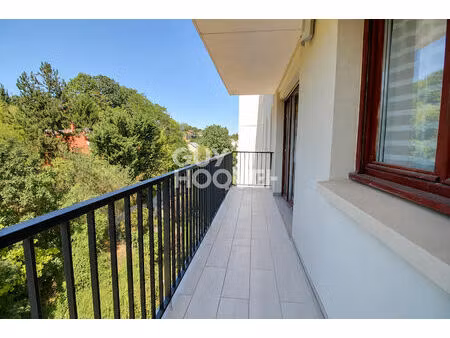 appartement 3 pièces ? étage élevé avec terrasse