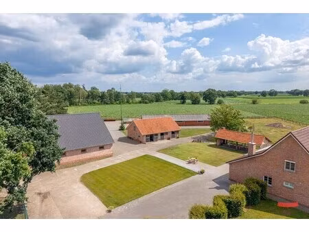 huis te koop in weelde met 4 slaapkamers