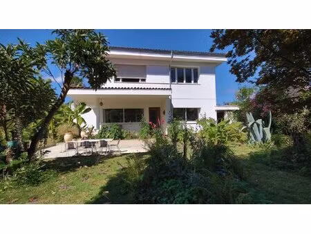 ensemble immobilier de deux maisons au coeur de marciac