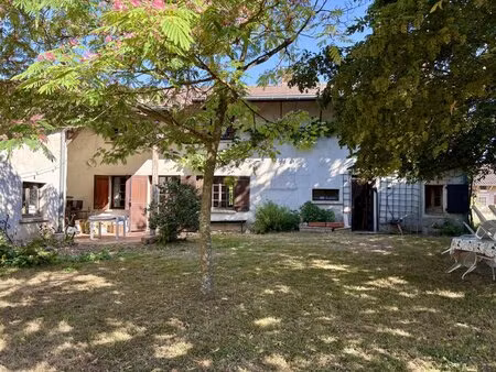 vaste maison de campagne au calme