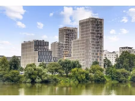 location local professionnel 607m² nantes 44200