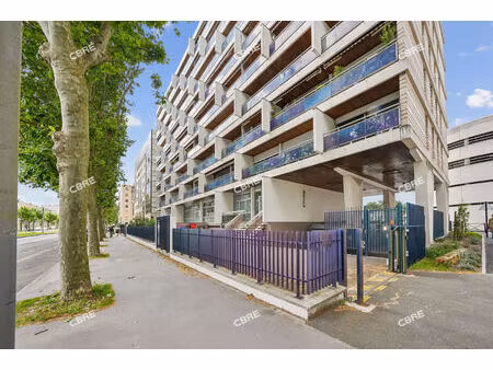 achat local professionnel 194m²
