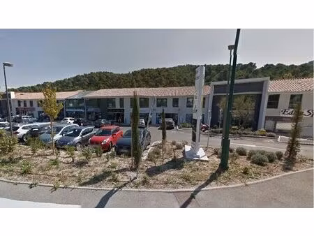 achat local professionnel 318m²