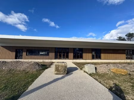 achat local professionnel 476m²