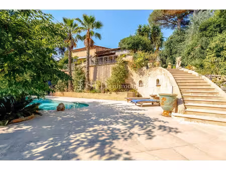 vente maison 6 pièces 190m2 sainte-maxime 83120 - 2205000 € - surface privée