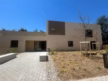 t3