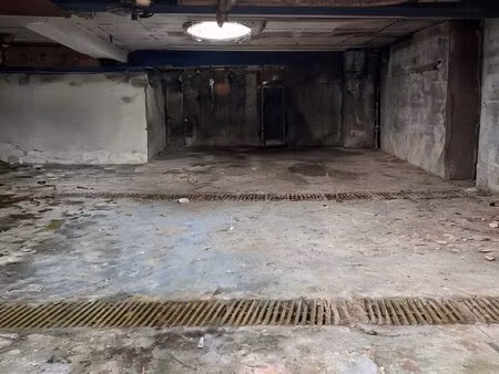 garage en plein centre ville