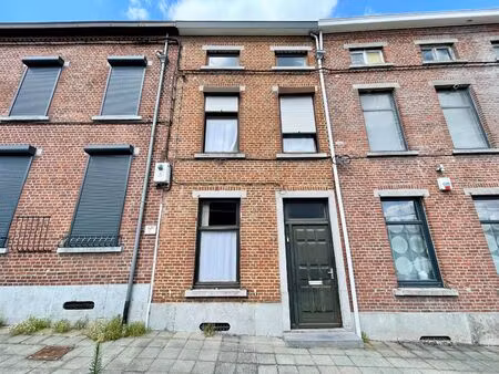 maison à vendre à place de la résistance 27 roux (vbe44535)