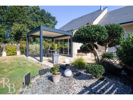 maison de luxe à vendre à le tour-du-parc