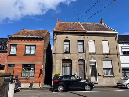 maison d'habitation 3f  3ch  jardin  pass. lat.