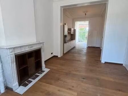 superbe appartement - lumineux avec jardin privatif