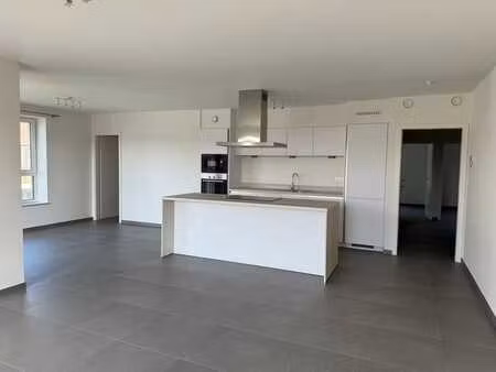 appartement 3 chambres + terrasse - peb a - 1200 + 90 €