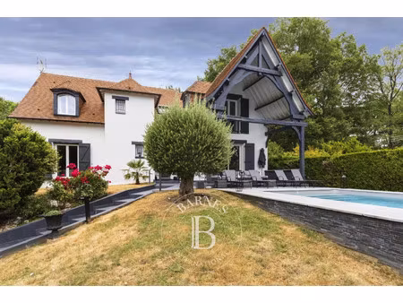 maison de luxe à vendre dans le quartier est