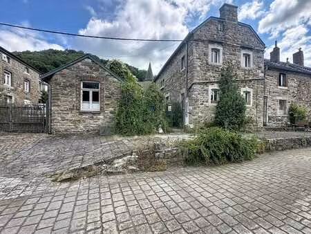 charmante maison d'habitation 3 ch + garage et dépendances