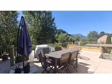 vente maison 5 pièces 92 m² à embrun (05200)  579 000 €