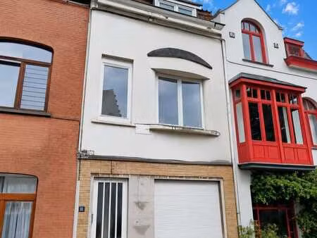 maison rénovée avec 4 chambres