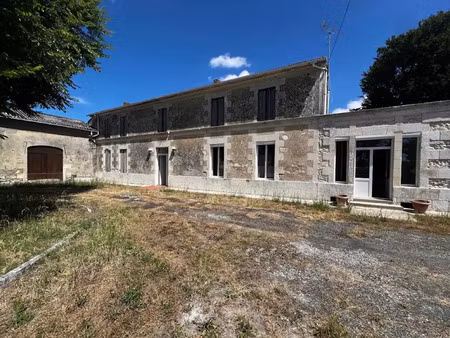 vente ferme 8 pièces 340 m² à semussac (17120)  630 000 €