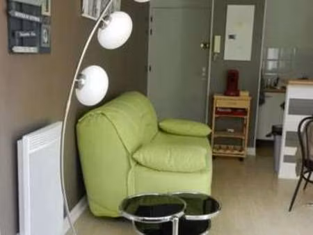 location appartement t1 meublé à la rochelle (17000) : à louer t1 meublé / 26m² la rochell