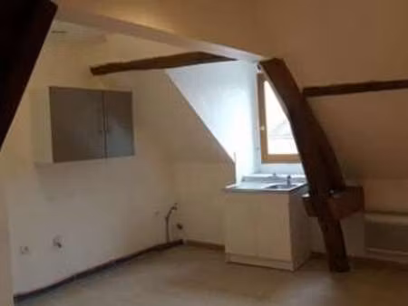 location appartement 3 pièces à neuilly-saint-front (02470) : à louer 3 pièces / 46m² neui