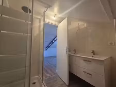 location appartement 3 pièces à rueil-malmaison (92500) : à louer 3 pièces / 76m² rueil-ma