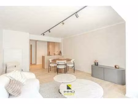 magnifique appartement entièrement rénové avec vue latéra...